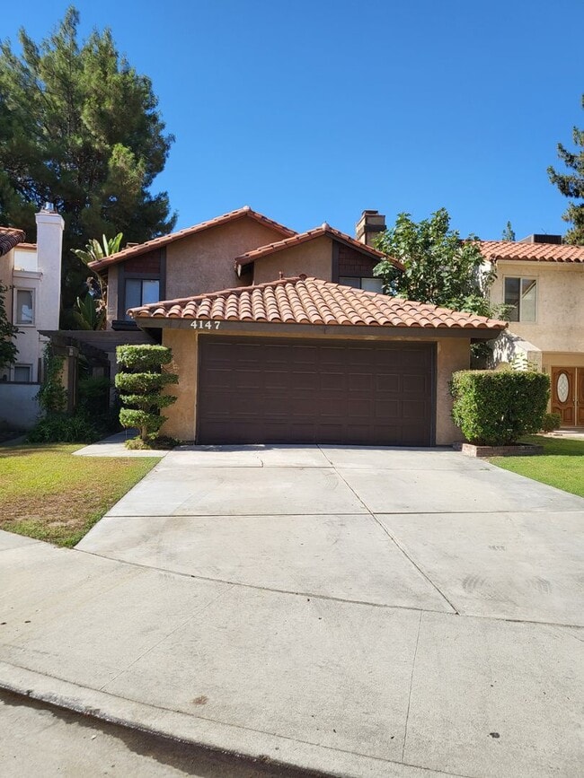 Building Photo - 4147 Pinewood Lake Dr
