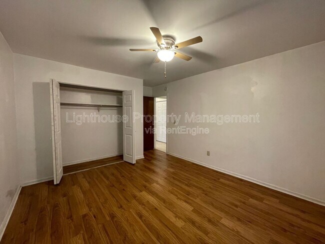 Building Photo - 2860 S 9th St