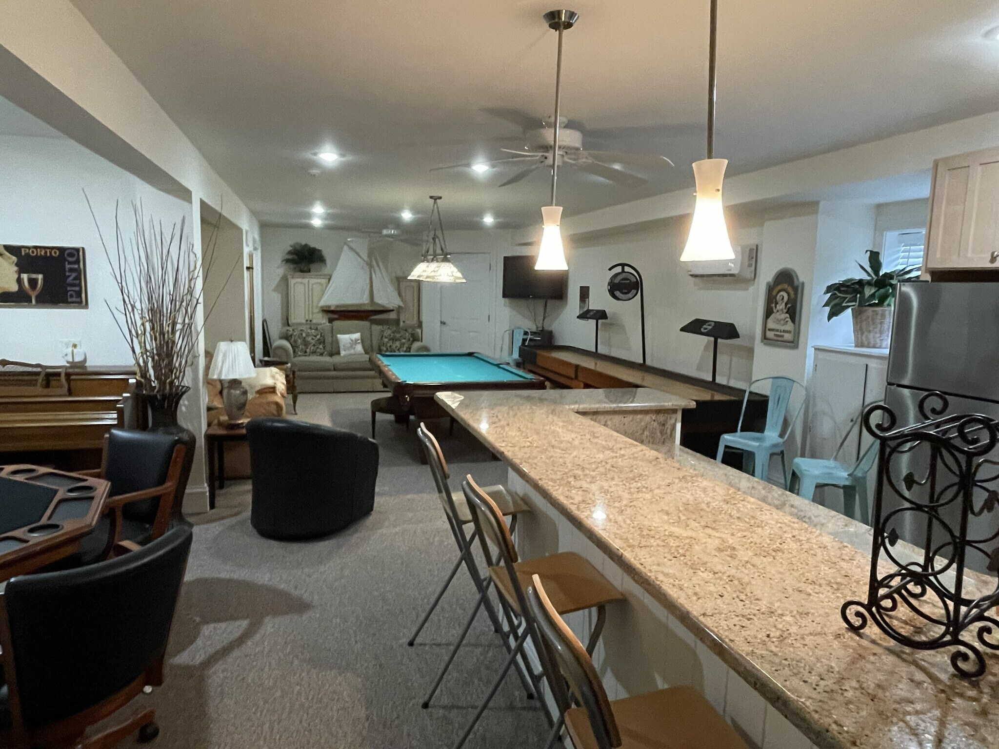 Building Photo - 3840 Bay Oaks Pl