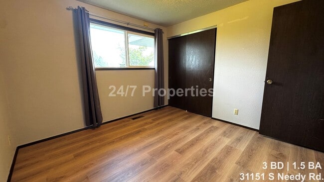 Building Photo - Country Living in Canby - 3 BD | 2 BA Home