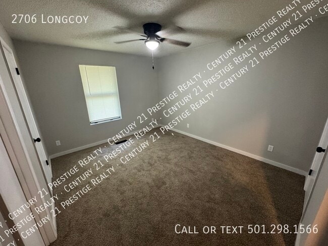 Building Photo - 2706 Longcoy-