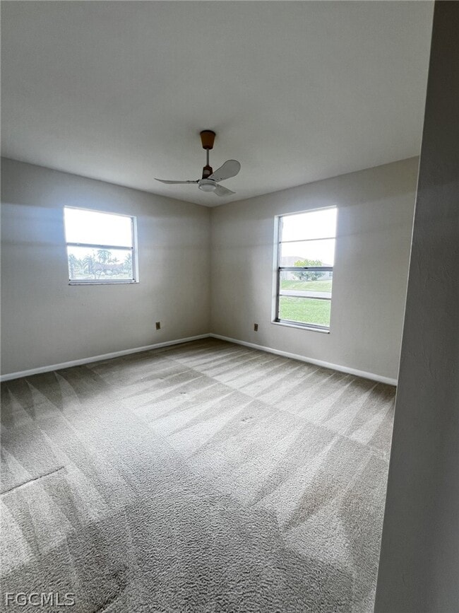 Building Photo - 1102 SE 16th St