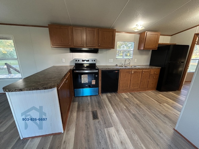 Primary Photo - 358 County Rd