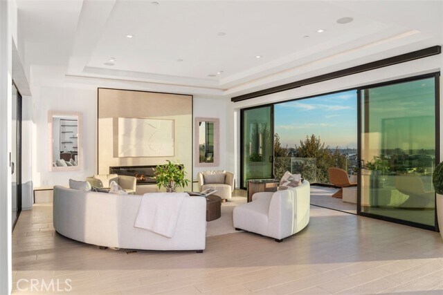 Building Photo - 1207 Dolphin Terrace