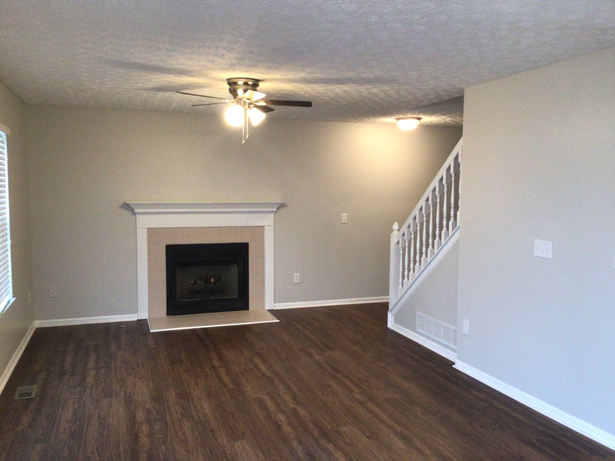 Building Photo - 513 Allis Pl W