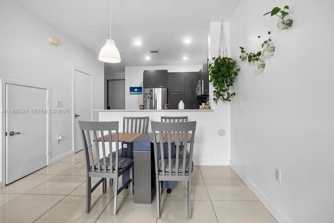 Building Photo - 3429 NW 13th St