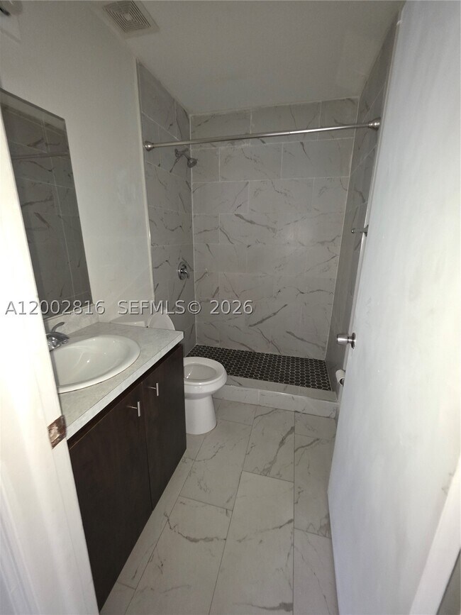 Building Photo - 13861 SW 160th Terrace
