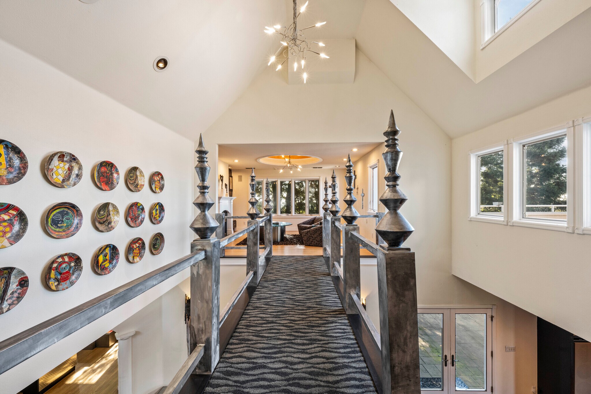 Building Photo - 8985 Vista de Lago Ct