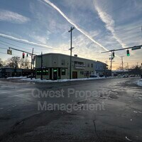 Building Photo - 975 Cherry St SE