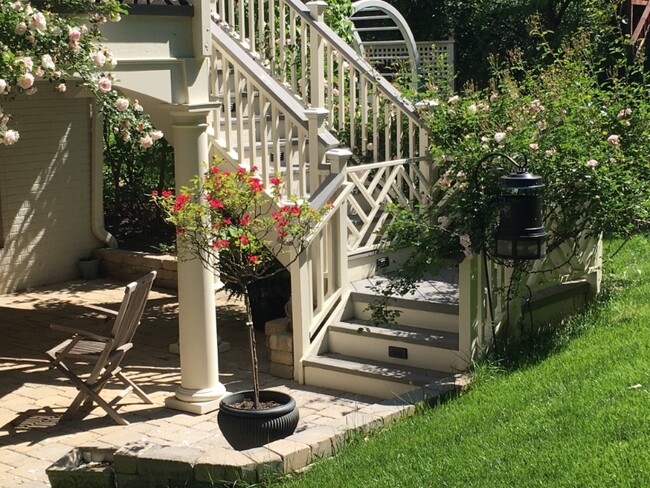 Stairs leading to deck - 8290 Armetale Ln