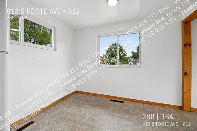 Building Photo - 812 S Foote Ave