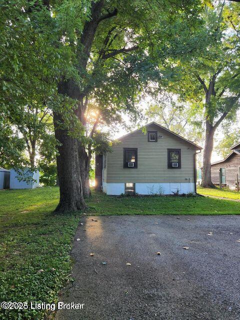 Building Photo - 2908 Belknap Beach Rd