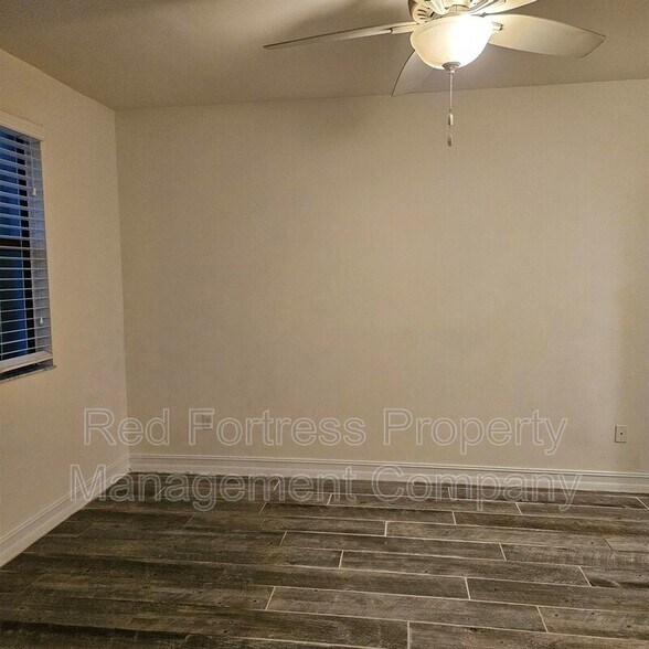 Building Photo - 7963 Bristol Cir