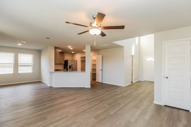 Building Photo - 25019 Aconite Ln
