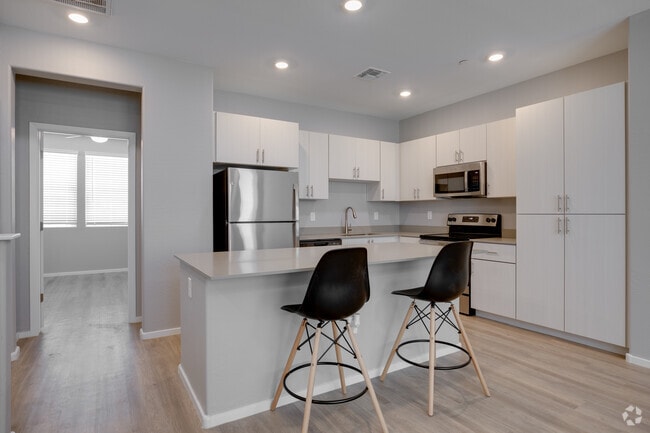 Interior Photo - Town Germann