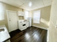 Building Photo - 133 Kimball Ave