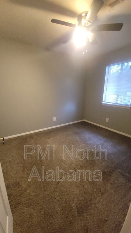Building Photo - 900 Candlewood Dr NW
