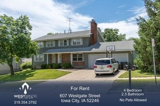 Building Photo - $1,995 | 4 Bedroom, 2.5 Bathroom Multi Floor Duplex | No Pets | Available for an August 1st, 2026...