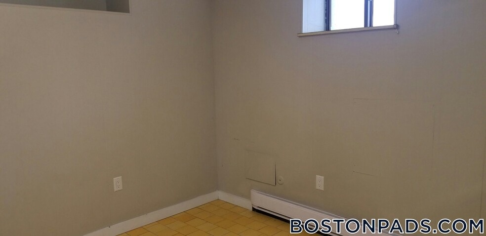 Building Photo - 42 Lomasney Wy