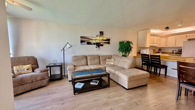 Building Photo - 2400 S Ocean Dr