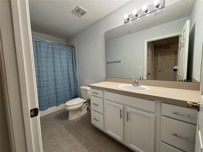 Building Photo - 575 Oakleaf Plantation Pkwy