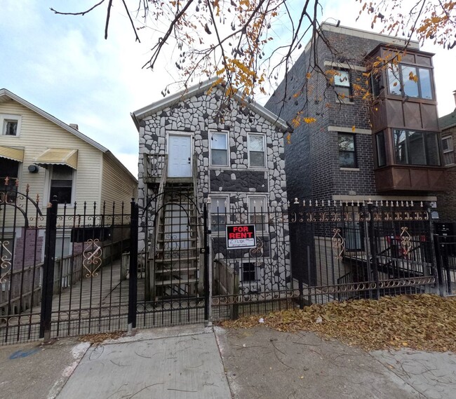 Building Photo - 1921 W 21st St