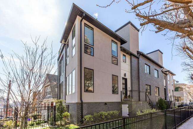 Building Photo - 38 Hilliard Ave