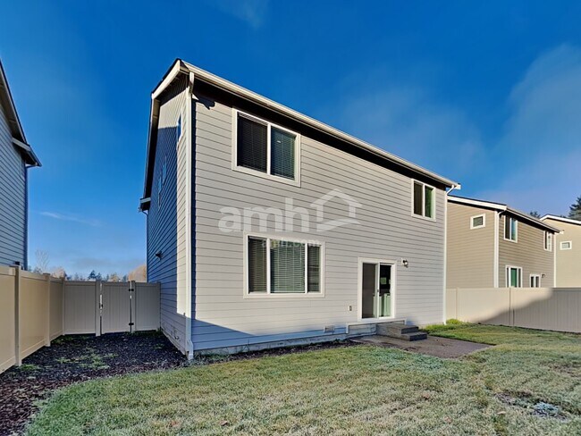 Building Photo - 19215 15th Ave Ct E