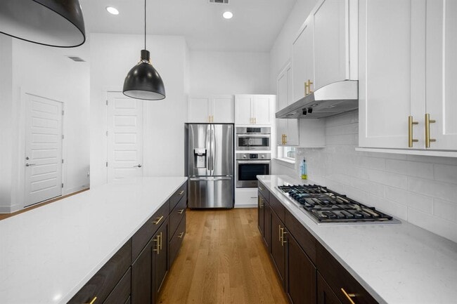 Building Photo - 7308 Cordoba Dr