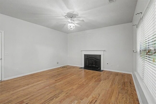 Building Photo - 1025 Balsam Wood Trail