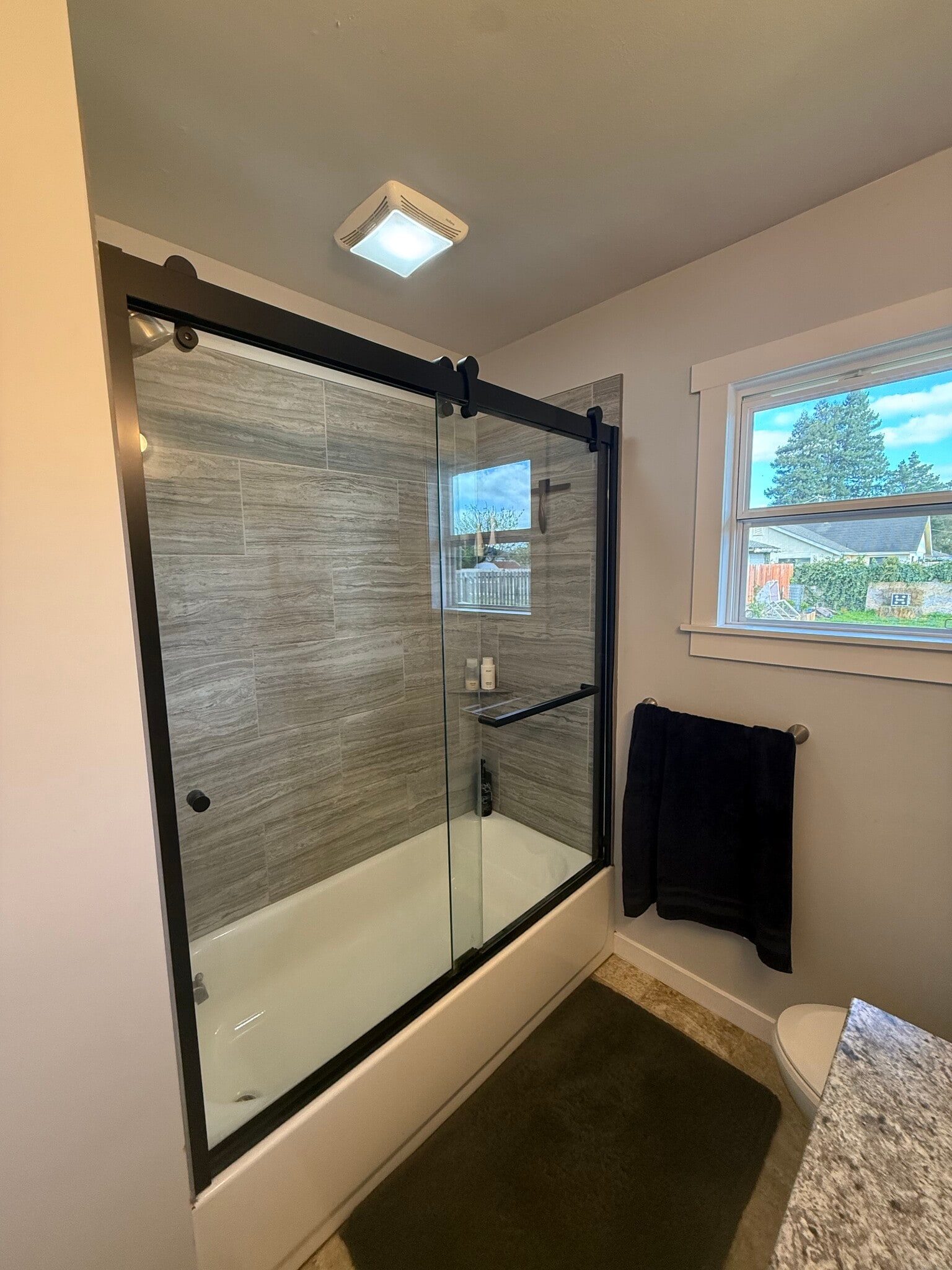 Building Photo - 227 Randolph Way