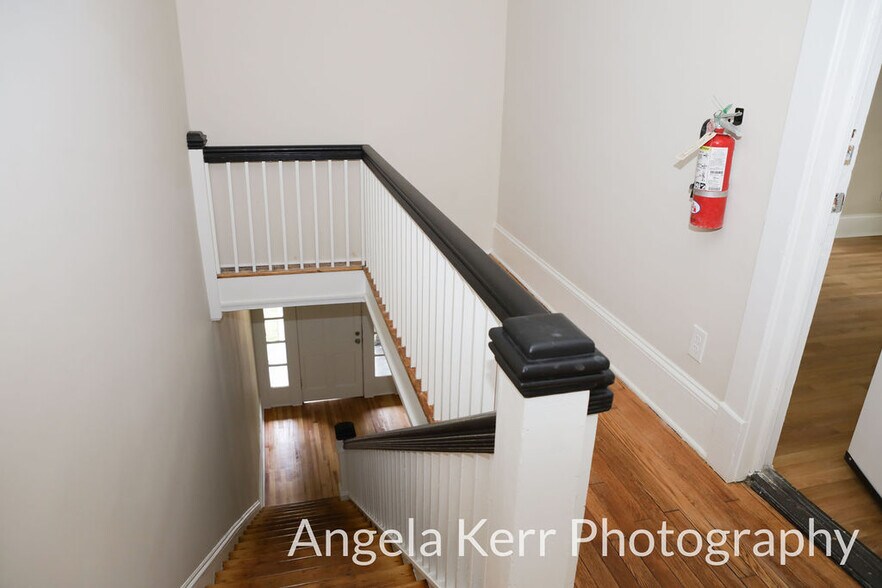 Building Photo - 630 Joyner St