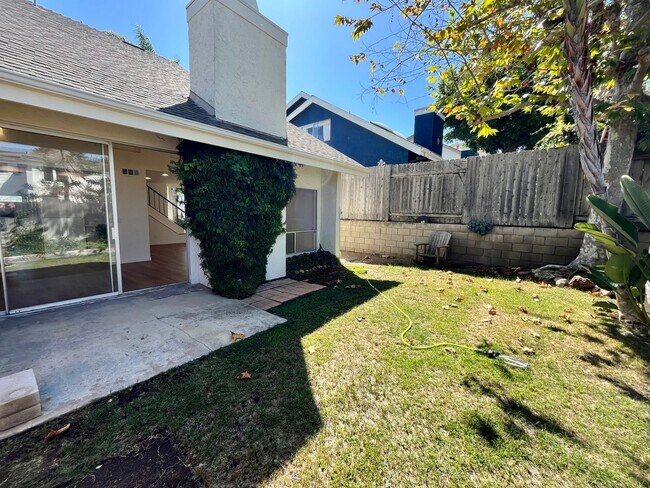 Building Photo - Encinitas Beach Townhome with Yard West of...