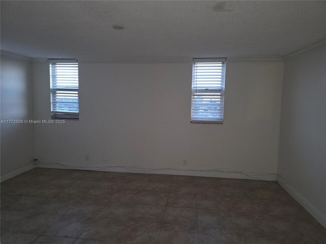 Building Photo - 1811 Jefferson St