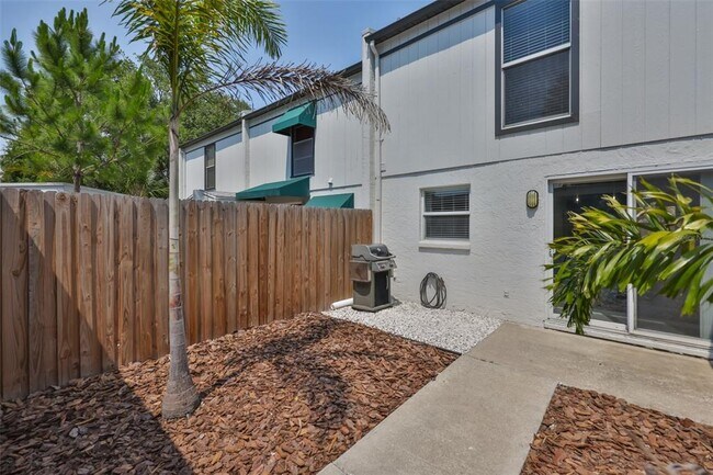 Building Photo - 2011-A S Carolina Ave