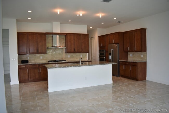 Building Photo - 8865 Kingsmoor Wy