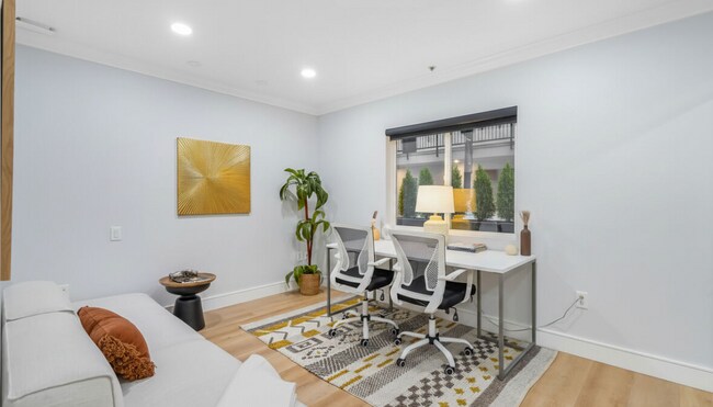 Building Photo - 1878 Greenfield Ave