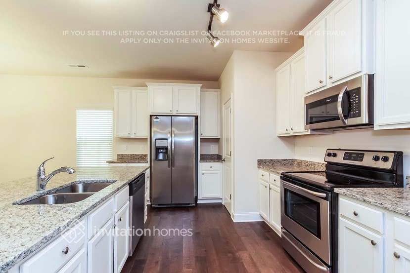 Building Photo - 6609 Pamela St