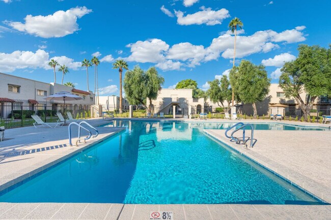 Building Photo - 6957 E Osborn Rd