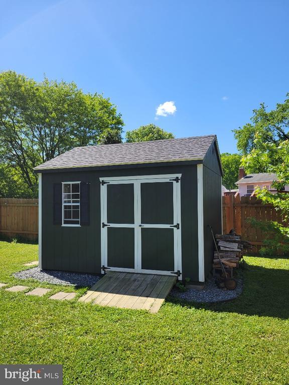 Building Photo - 24 Colebrook Rd