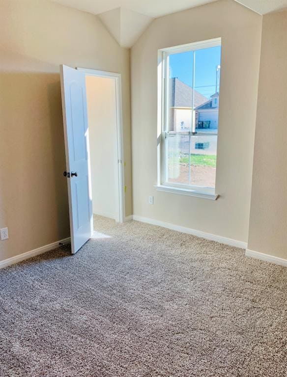 Building Photo - 808 Fallbrook Dr