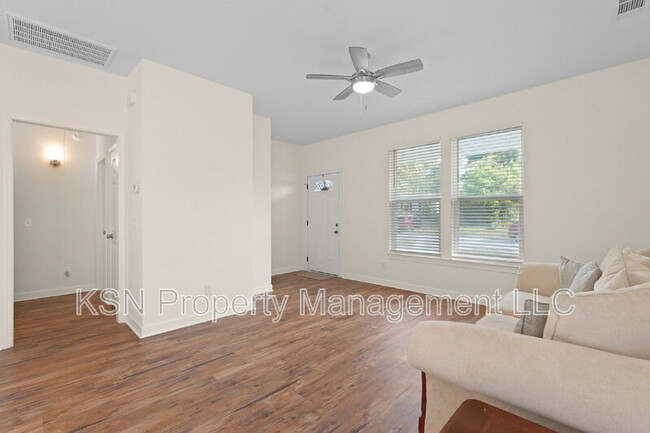 Building Photo - 2254 E Gwinnett St