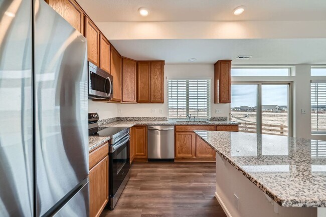 Building Photo - Updated 3-Bed Home with 2-Car Garage in Reunion Metro District