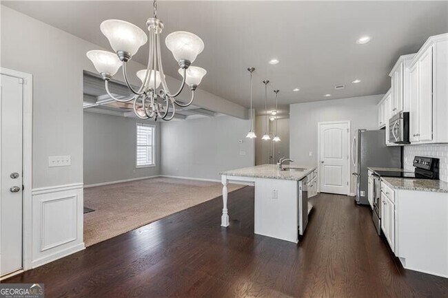 Building Photo - 5216 Apple Grove Rd NE