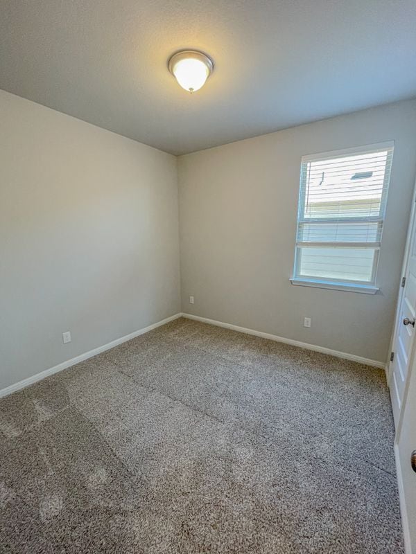 Building Photo - 465 Unforgiven Ln