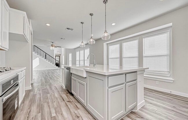 Building Photo - 607 Pecan Hickory Ct