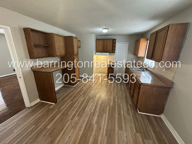 Building Photo - 216 Sanford Dr