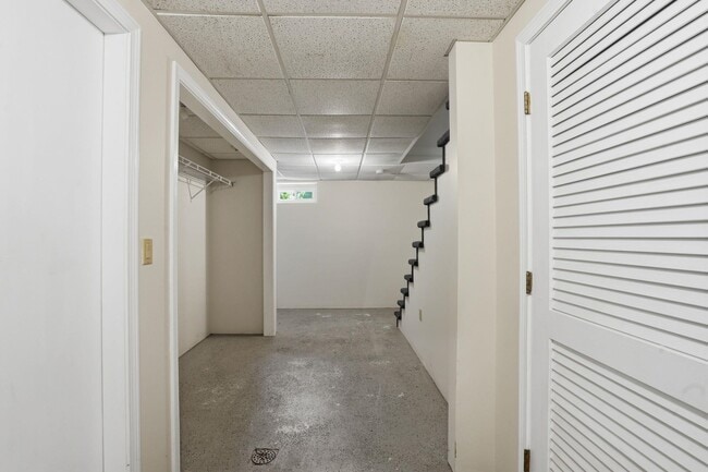 Building Photo - 278 Rte 13