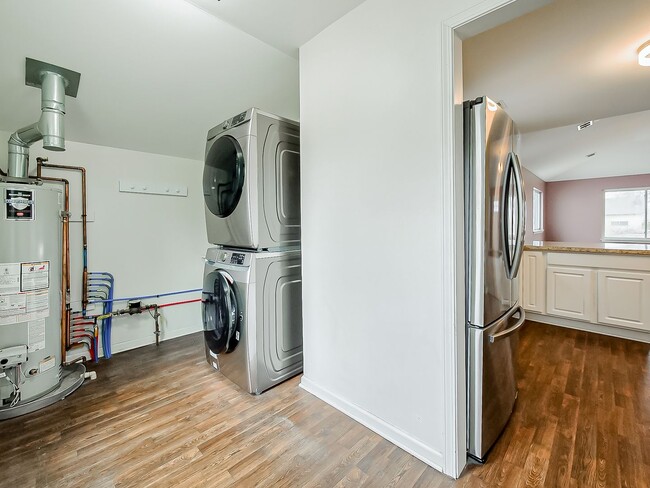 Building Photo - COMING SOON! Lake Living at Its Finest in Keego Harbor!