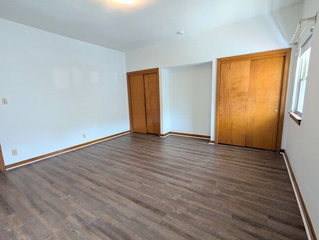 Building Photo - 258 Edmond St
